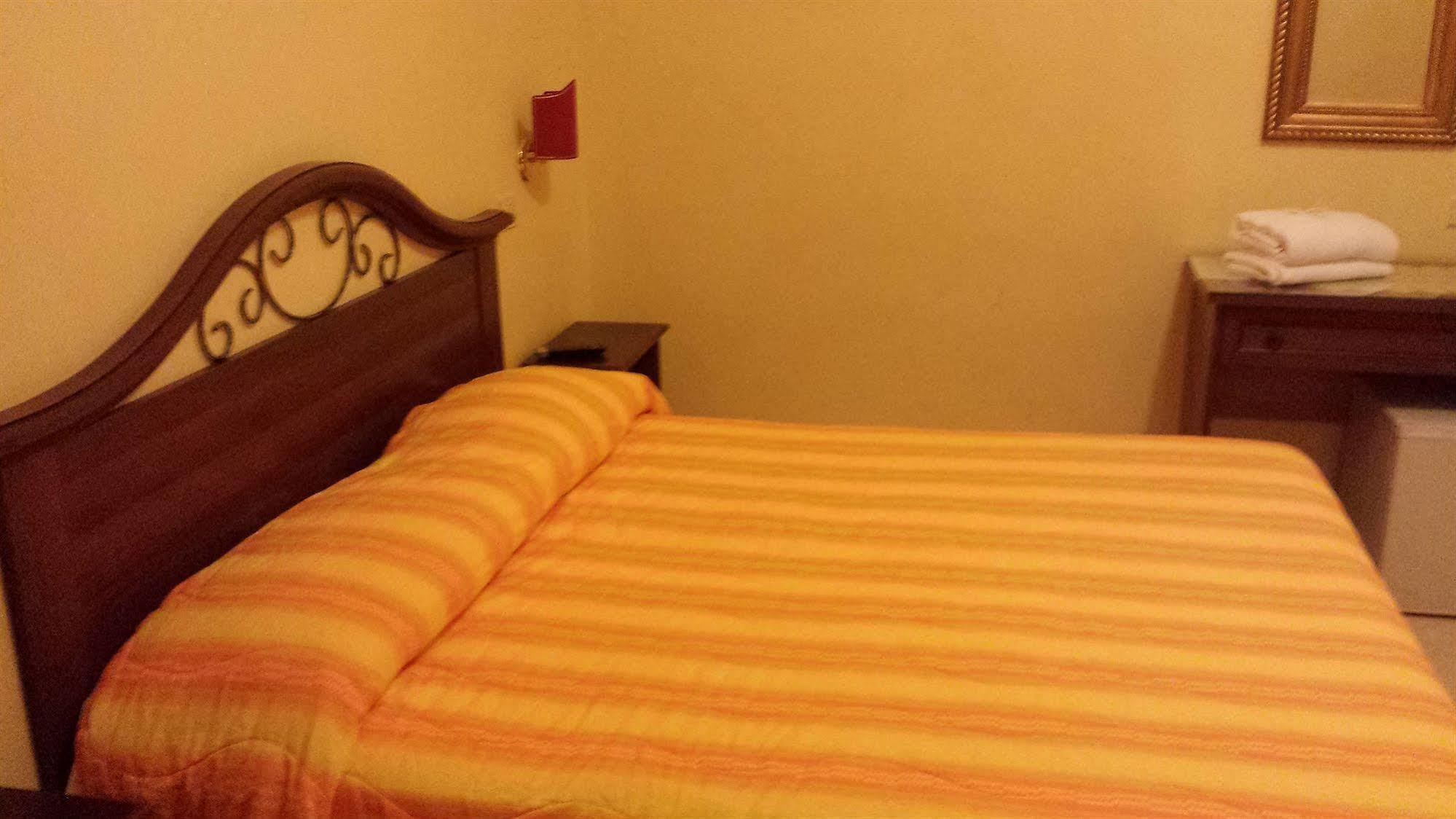 Hostel Cosmos Roma Dış mekan fotoğraf