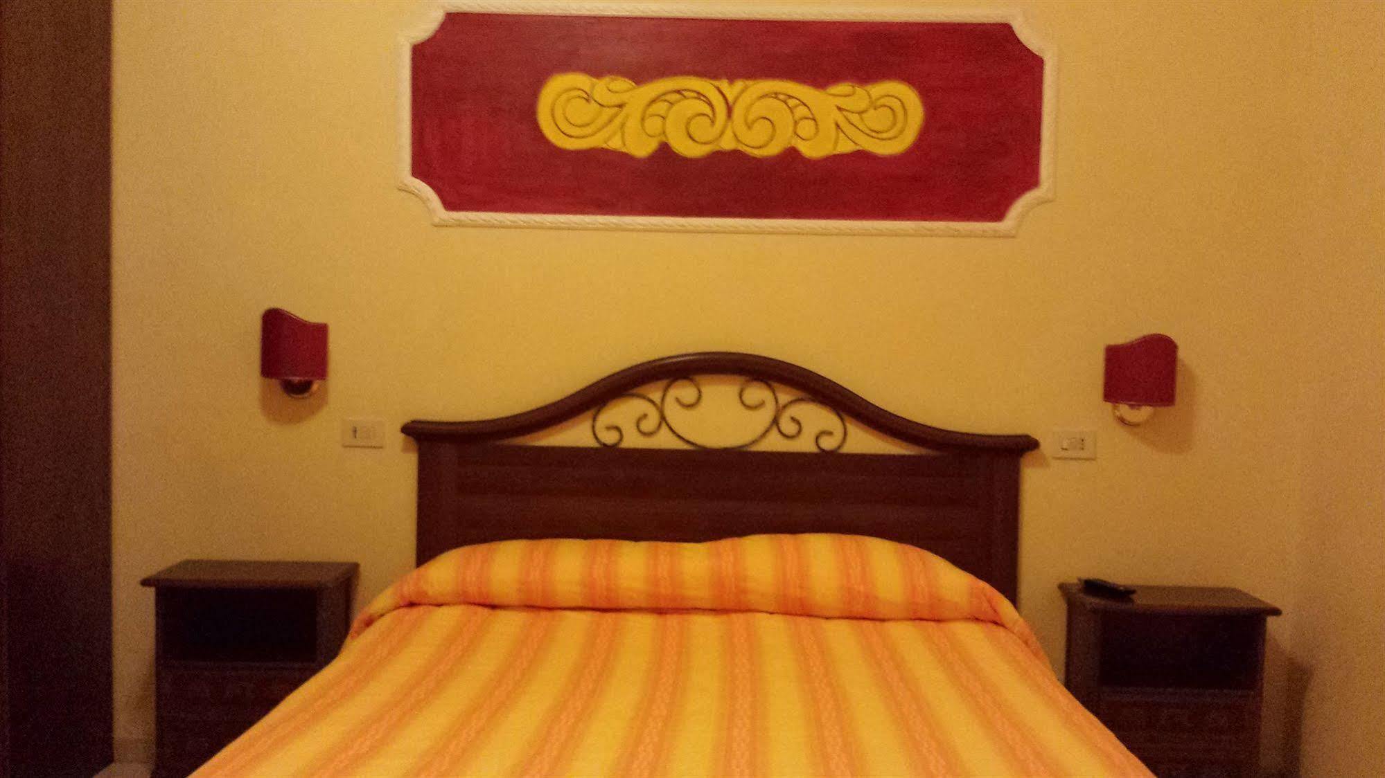 Hostel Cosmos Roma Dış mekan fotoğraf